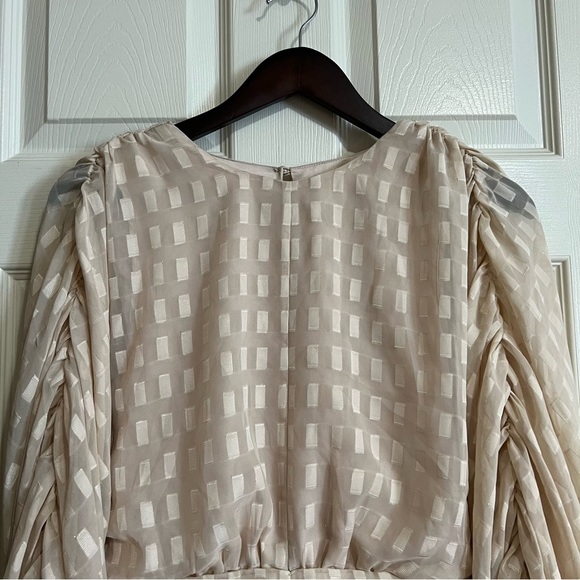 [NWT] REVOLVE House of Harlow Nika Dress in Champagne - Sz XS - Picture 4 of 16